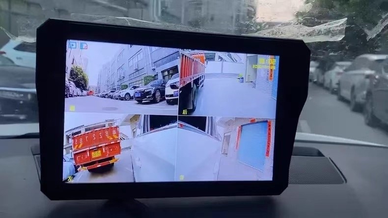 倒車影像行車記錄儀.jpg 倒車影像行車記錄儀.jpg